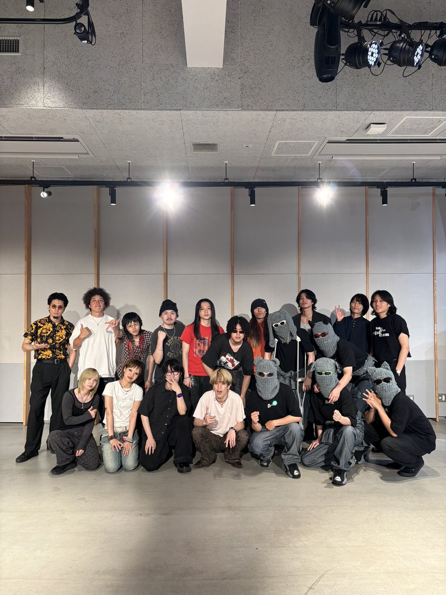 AdriftShimokita's tweet photo. 5/30 【JUKE BOX】

Massclub(OpeningAct)
oops cool
Klang Ruler 
Doona

@Massclub_daya 
@oops_cool_ 
@Klang_Rulerinfo 
@DoonaOfficial https://t.co/Kl4FiXCSfv