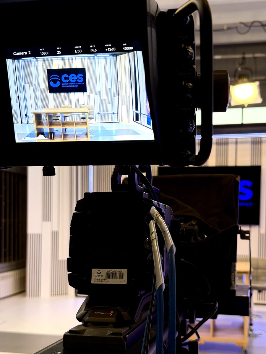 escuelaCES's tweet photo. 🎥 Nuestros nuevos platós están preparados para que cada idea cobre vida en un entorno profesional, con tecnología real y espacios diseñados para crear, experimentar y producir como en la industria. 🚀

#CESMadrid  #Broadcast #FormaciónAudiovisual #TVProduction #4K https://t.co/7fJeQy05cE