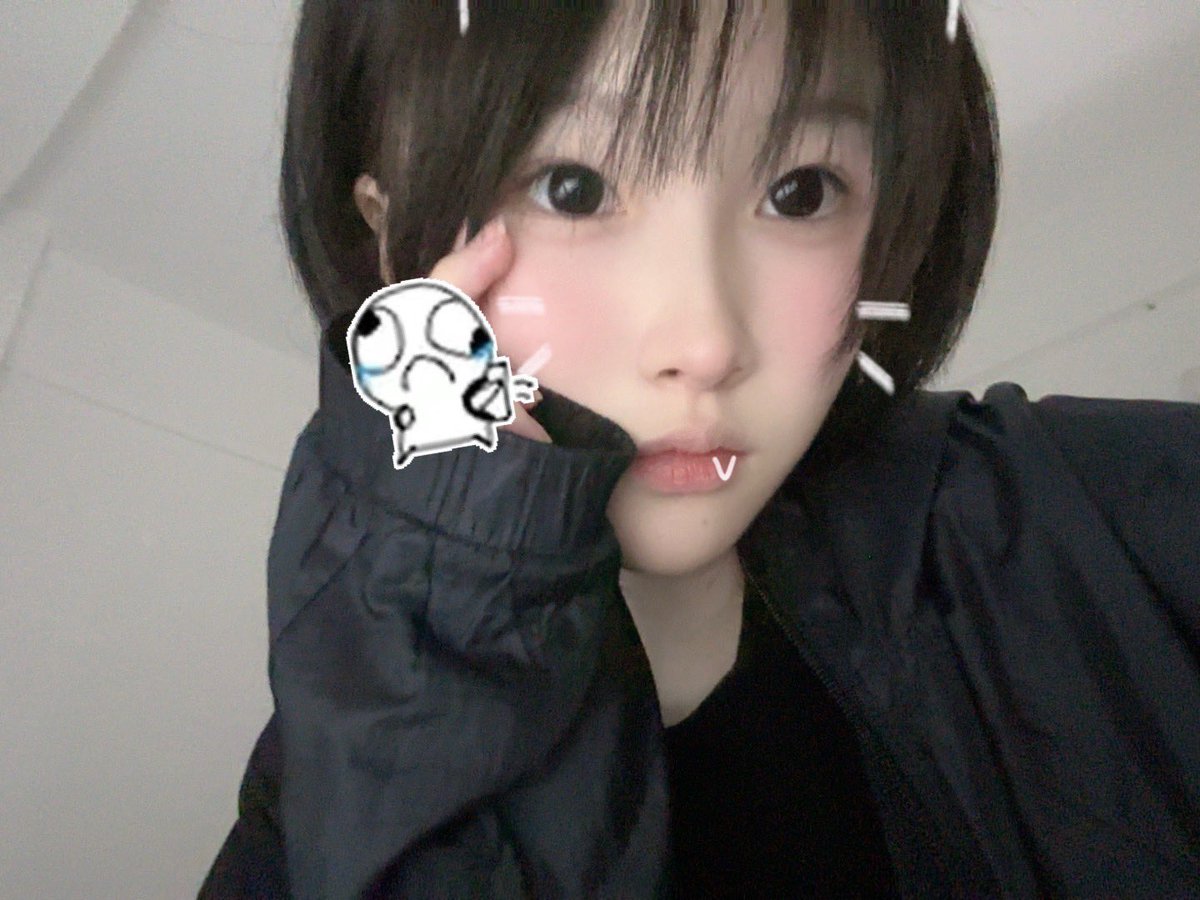 riko tweet media