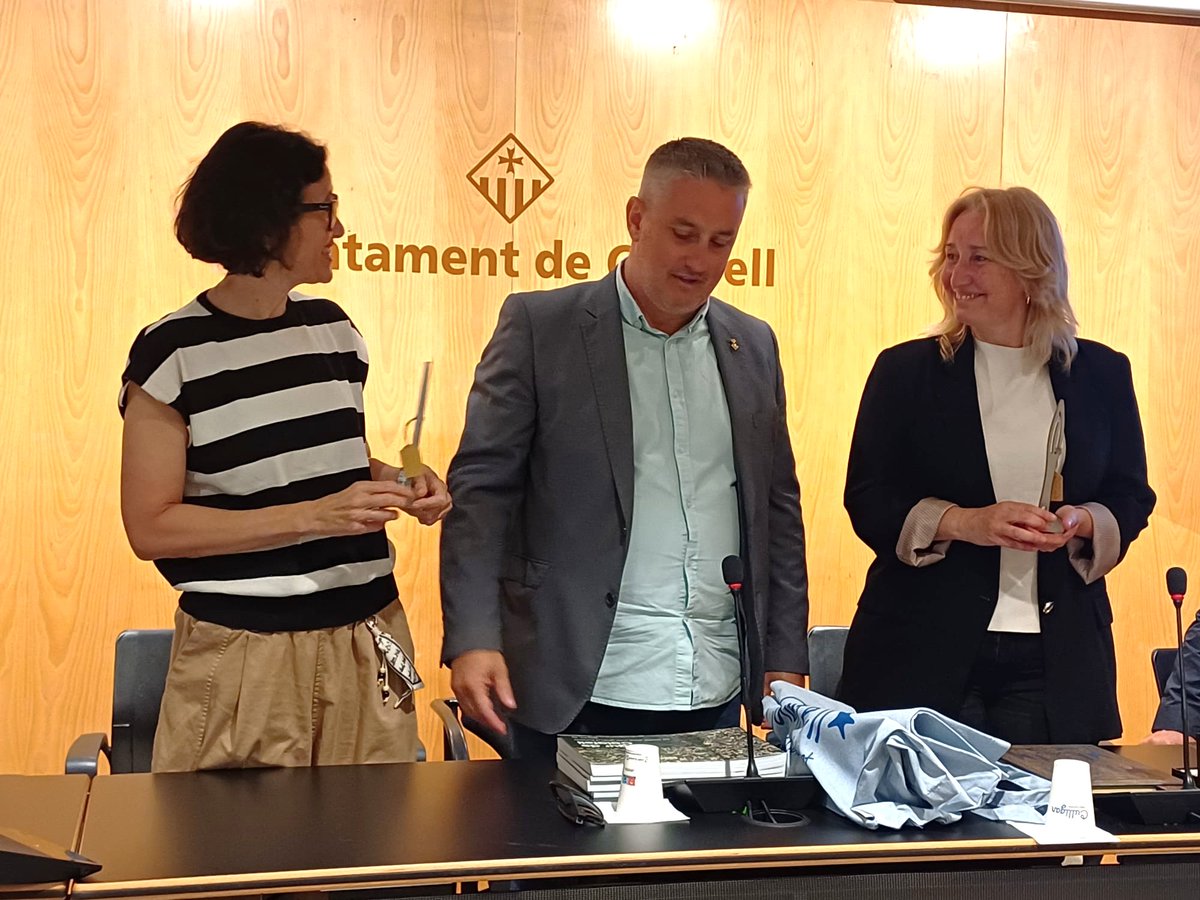 SubGobTARR's tweet photo. La subdelegada del Govern a Tarragona, Elisabet romero, assisteix a la Junta Local de Seguretat de Calafell @AjCalafell amb la consellera Núria Parlon @interiorcat  i l'alcalde del municipi, Ramon Ferré. @carlosprietogo @DelegGobCAT https://t.co/cZGbtMleps