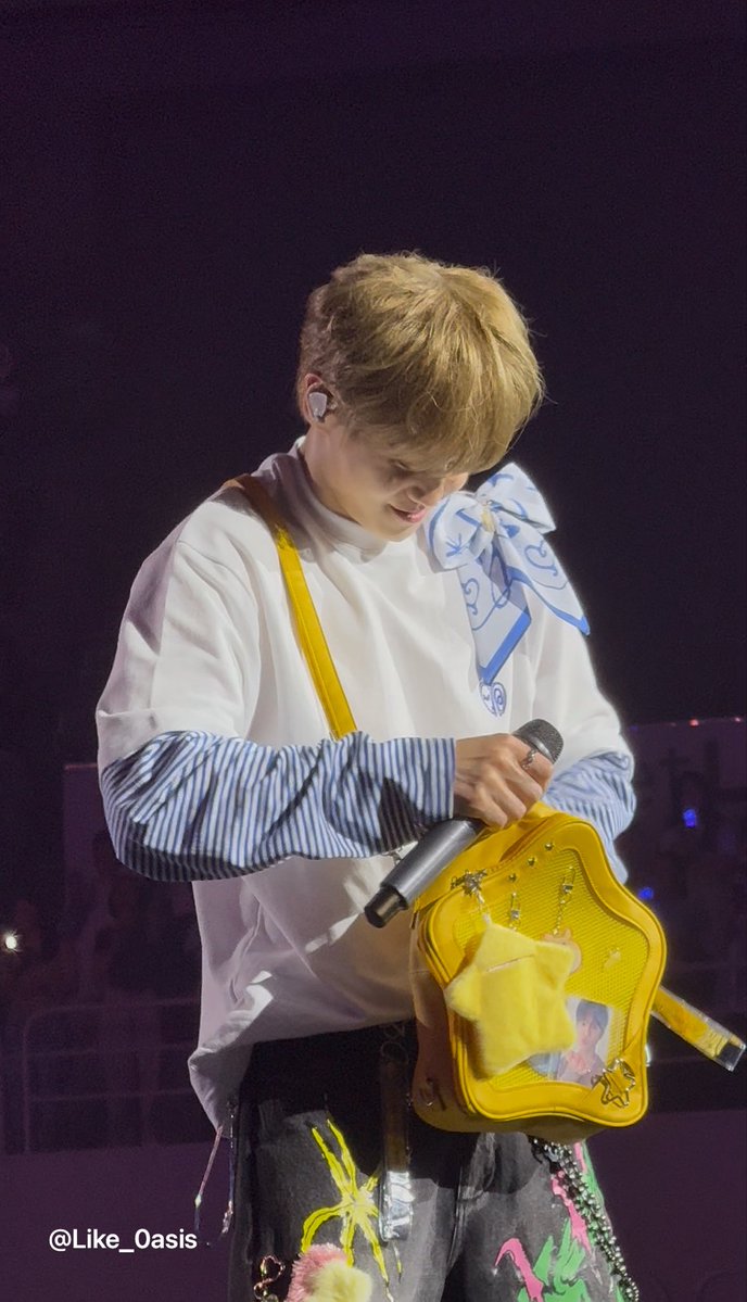 Like_0asis's tweet photo. 주섬주섬,,,,💛

#요섭 https://t.co/D8SE53Ck6M
