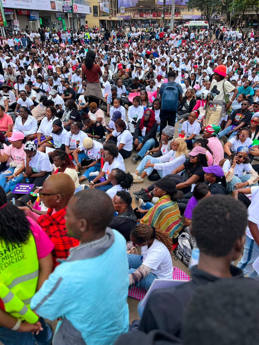 FaithOdhiambo8's tweet photo. Enough is enough! Stand for our daughters, sisters, mothers, friends, and colleagues whose lives have been cut short by violence that should never have found a home among us. A nation that cannot protect its women cannot claim to be at peace. #EndFemicideKE https://t.co/xIWbjqv6s4