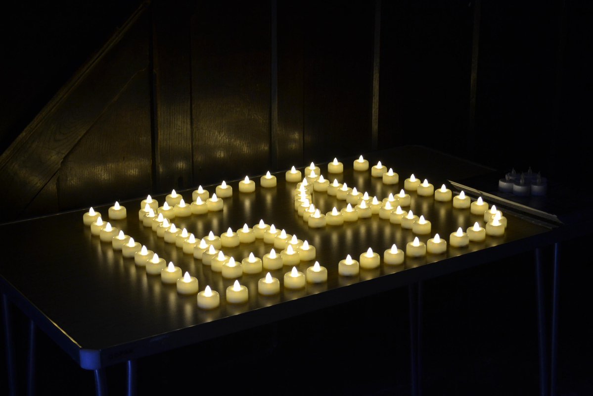 hkdc_us's tweet photo. This weekend, Reading Stands With Hong Kong held a #TiananmenMassacre 37th Anniversary Memorial at Reading Minster, attended by some 200 people including 2 MPs &amp; 12 local councillors. Brilliant show of support &amp; solidarity.
#RememberJune4
https://t.co/vloF9JZJH9 https://t.co/sfZyf2CpCe