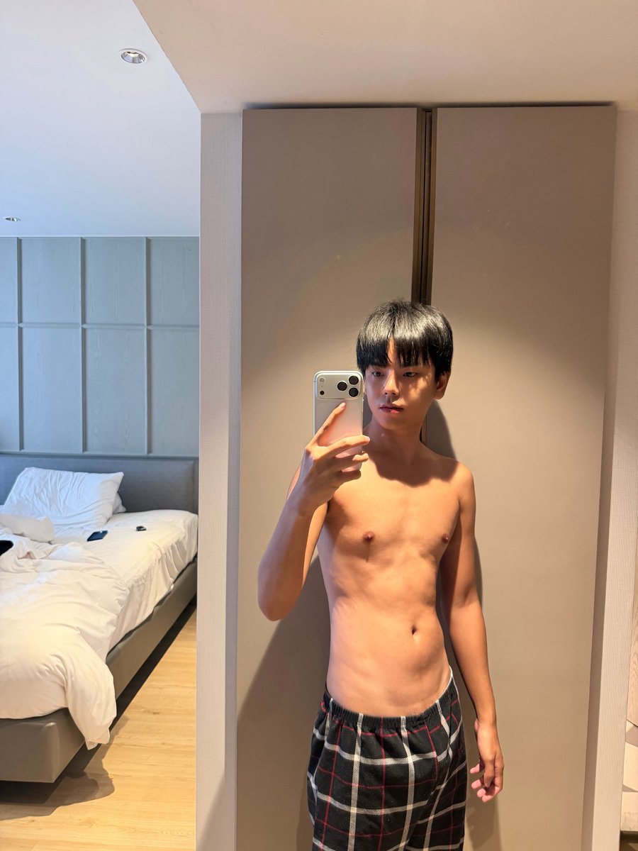 JBJB1s's tweet photo. 👅💦 https://t.co/uDBTElDlyl