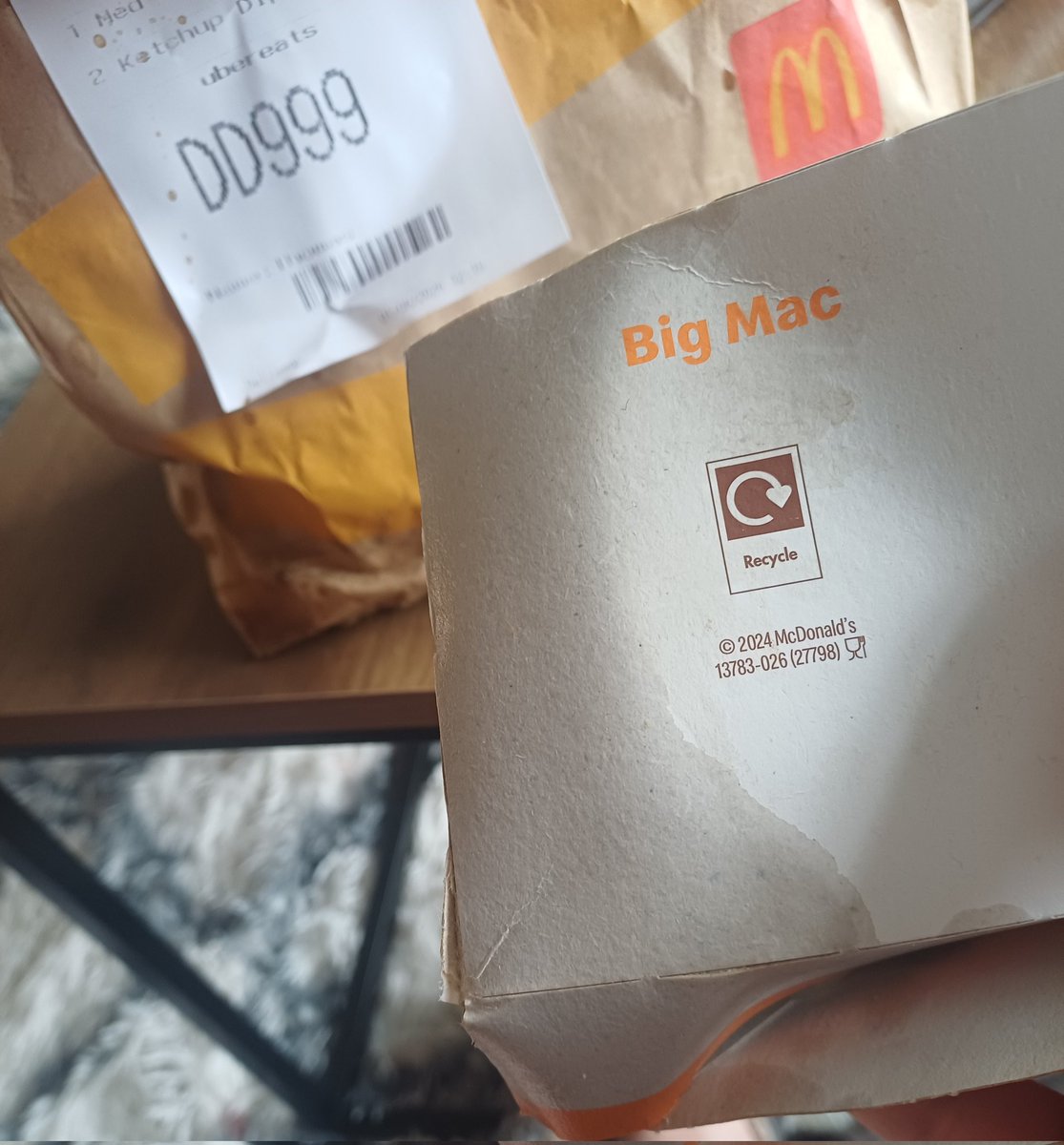 zigzagjag156's tweet photo. , I was told my "feedback will be documented" and the chat was closed on me.

Would either of you eat this? 

I'd like a full refund and for you to respect my consumer rights. Failure to do so will result in a chargeback via my bank. 
2/2 https://t.co/CNHYEEsMRI