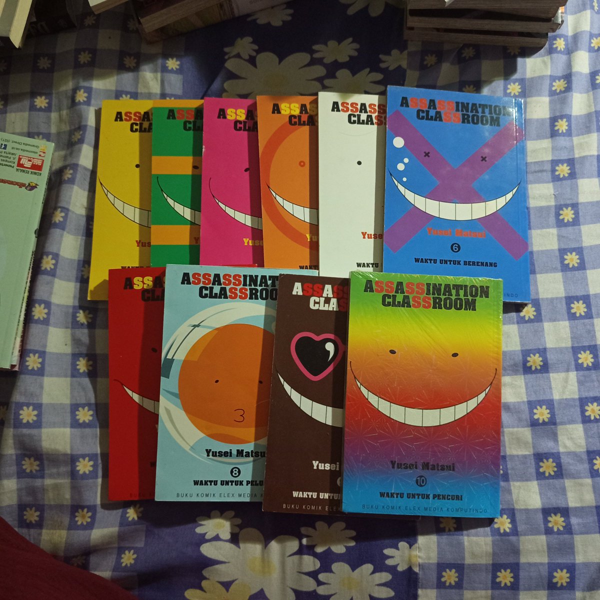 llanzhouu's tweet photo. #assassinationclassroom vol. 1-19 https://t.co/8NOdJx04Bi