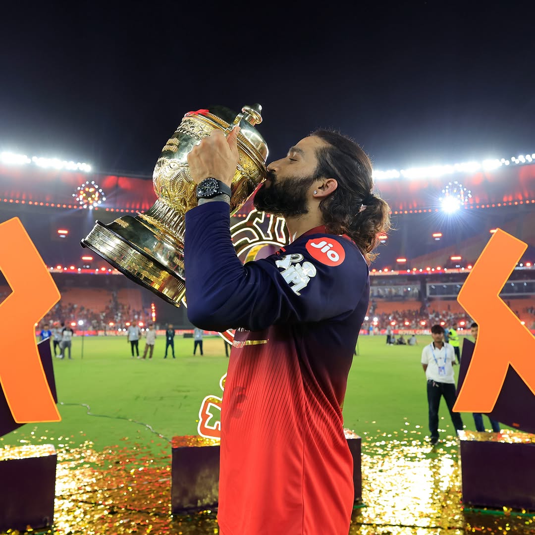 imkevin149's tweet photo. Only player to win two IPL trophies as captain without even making T20I debut. https://t.co/ZmQmiCTZbE