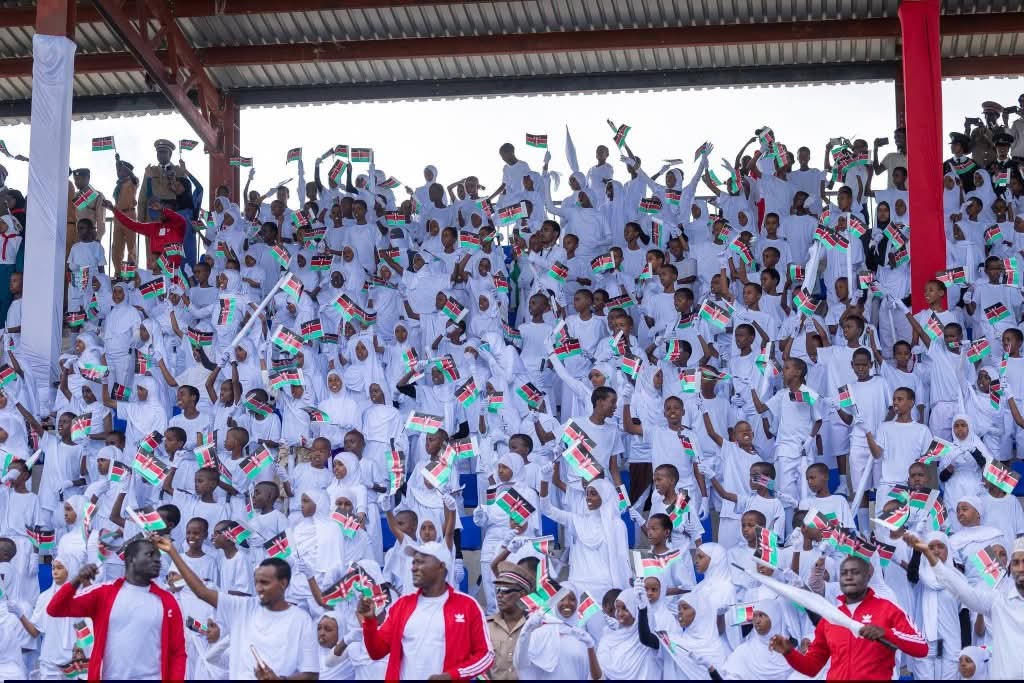 Al_Cadala99's tweet photo. Wajir rises from the margins to the heart of Kenya seen, heard, and celebrated. 🇰🇪 https://t.co/XKxGQz5zky