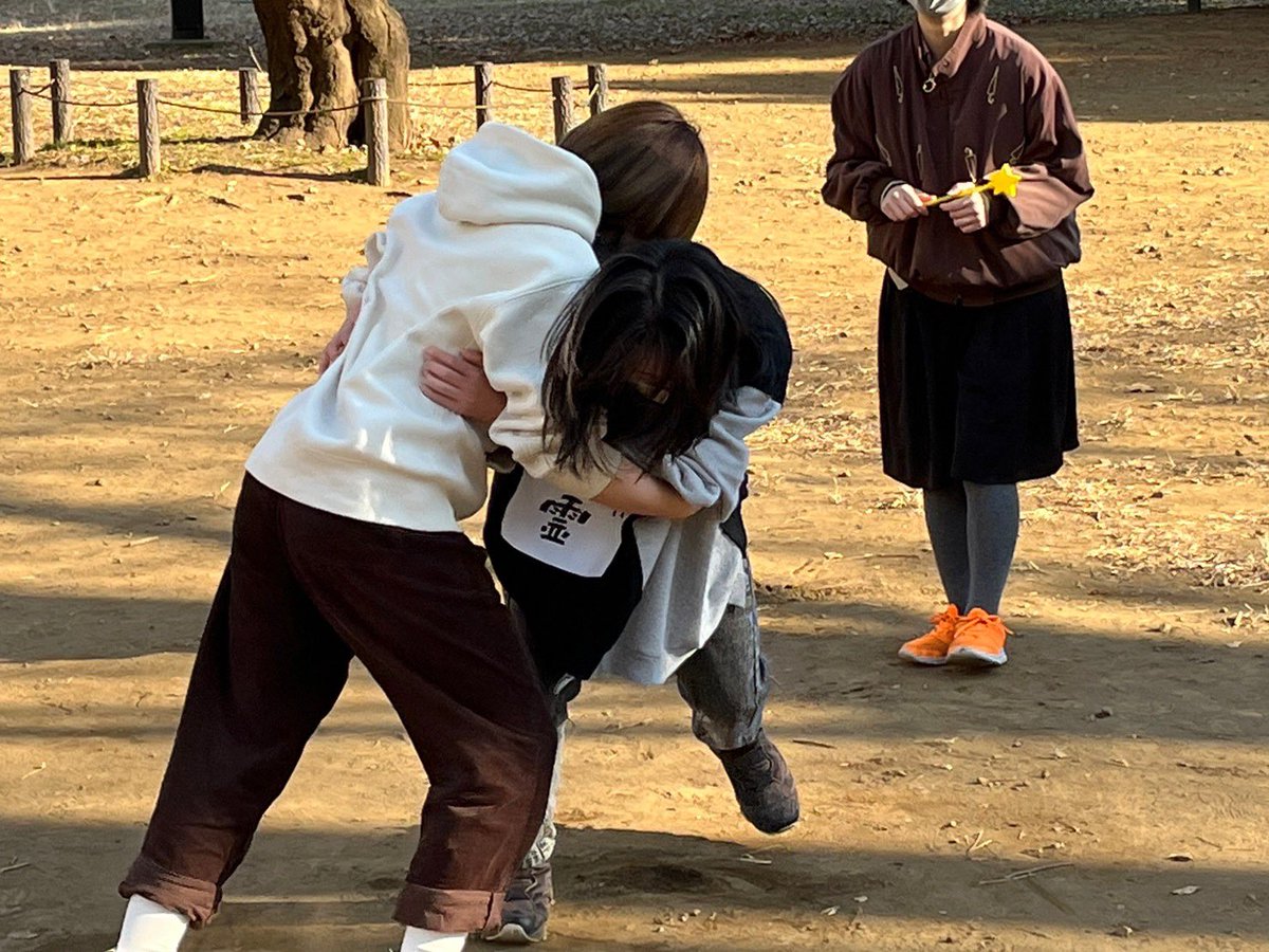 FUJIKORingRing's tweet photo. 『隣の女』と言うコンビを組ませていただきました

金沢さんとはNSCの頃から仲良くさせていただきまして、相撲を取ったり、同居人になったりしながらついに相方になっていただきました

ダチ卍すぎる

よろしくお願いいたします🎶 https://t.co/xUdNZI0EpS