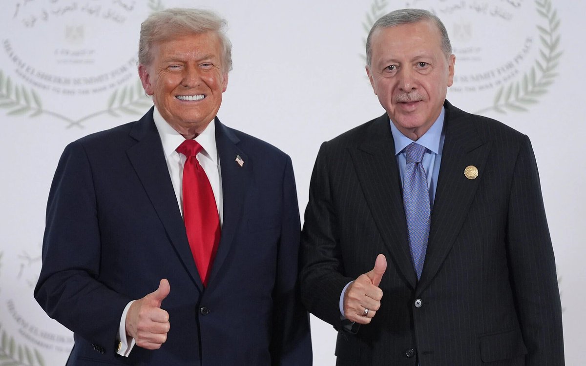 etkilihaberyeni's tweet photo. Jefferies International'a göre;

ABD'deki Trump yönetimi, seçimlerden önce döviz rezervlerini güçlendirmek için Türkiye'ye dolar swap hattı açabilir.

(Bloomberg) https://t.co/iVoVEhAP4B