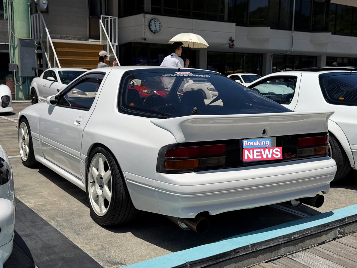 rx7_masasi's tweet photo. 榛名ロータリーミーティングで好みだったFCたちw
FCホントカットいいな〜w🙏 https://t.co/B7GcIouPf4