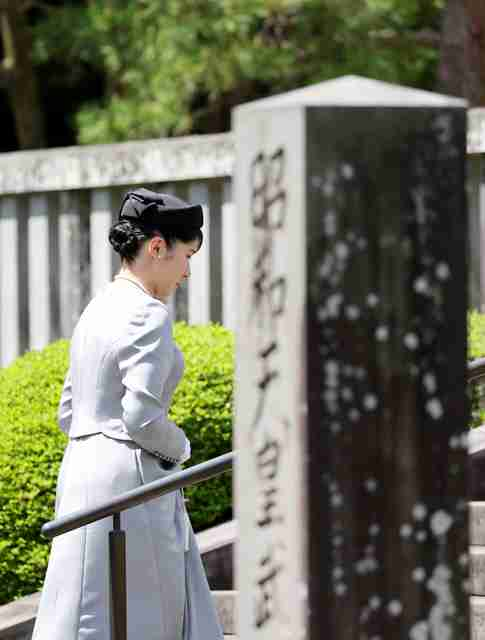昭和さま、浩宮さまの皇女(ひめみこ)さまですよ 直系唯一のひ孫さま 所作美しく聡明で徳も高く多くの国民の皆さんが次期天皇にと願っています 自慢 ...