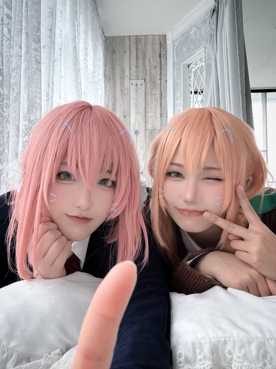 honey_cosplay_'s tweet photo. cos.100カノ

　　‧₊˚⊹花園羽香里  院田唐音⋆.˚⊹⁺ https://t.co/cIpeAF25Vw