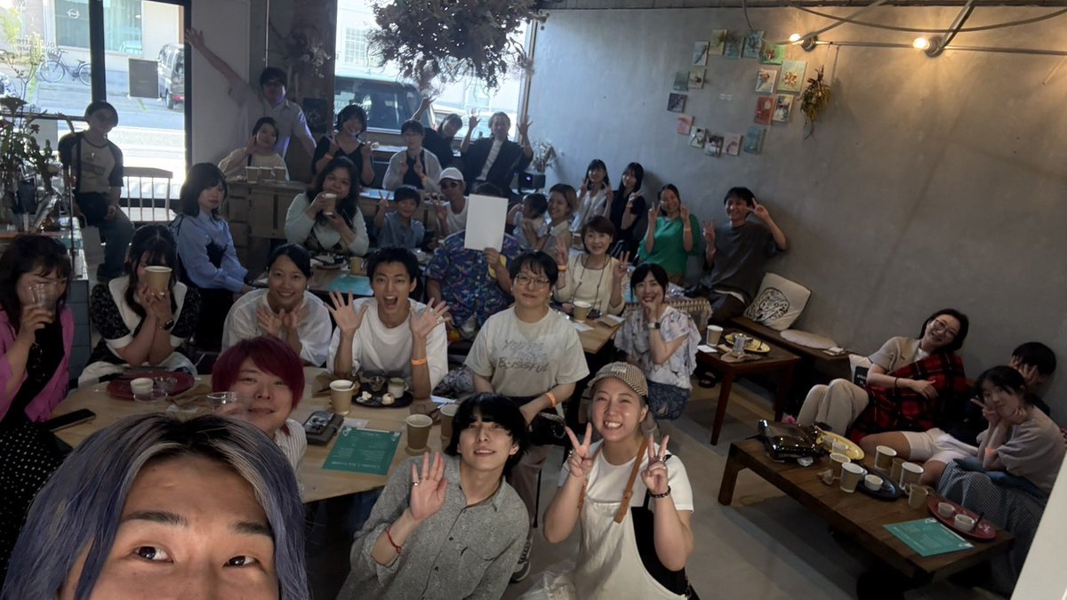 hiro_pianokapi's tweet photo. YOUR LATTEオープニング記念パーティ！！

めちゃくちゃ幸せでした！！
もうこの夫婦すきすぎる。
開始早々ちゃすこさんが涙を流して、いっぱい忙しかっただろうし頑張ったんだろうな。
って思って左を見たら旦那のくどぅも泣いてて。
いや、もう好きすぎる。笑笑

ソロピアニストとしての活動も
また一つ成長に繋がったとおもいます！！

そしてもう1人の出演者あっちゃんとは
初めましてだけど、めちゃくちゃ意気投合。
ずっと音楽一緒に奏でてた！！
また一緒にやろう！！！

きてくれた人たちも、本当にありがとうございました！！

次回は８月１日に名古屋の犬山でライブがあります！！
この日はベーゼンドルファー
グランドピアノと素敵なクラシックホールとなっております。
今回出会った方も是非、もう一度会いにきてくれるとうれしいな

本日は東京で撮影！！！