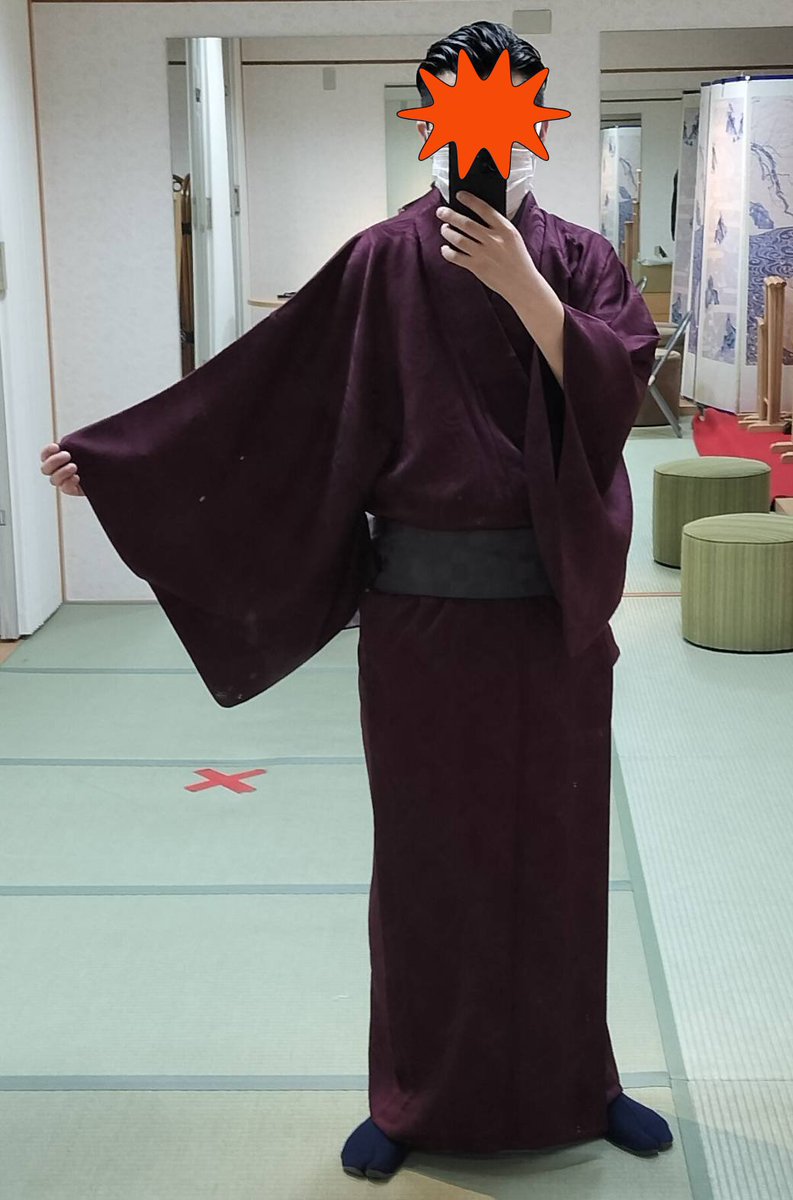 DateAdorer's tweet photo. 遂にできました、一張羅！
思ったより華やかなお着物です🤩
#無地小紋 #男着物 https://t.co/JUrJfafxXd