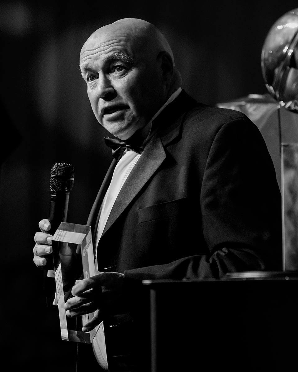 Saints1890's tweet photo. ❤️ “John Kear was a true gentleman of Rugby League who was widely respected and admired throughout our sport." 

Chairman Eamonn McManus pays tribute to John Kear.

#COYS