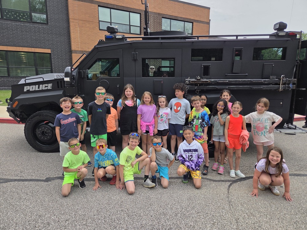NoRoElem's tweet photo. North Royalton Elementary Students Explore Future Careers During Career Week https://t.co/ISeEcHfH8o https://t.co/vIVhuzCCtB