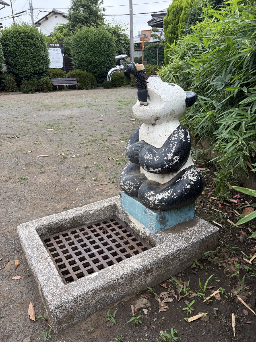sekishiro's tweet photo. 立川にあるこの水飲み場が見たくて行ってきました！ https://t.co/iVMRmwlCnO