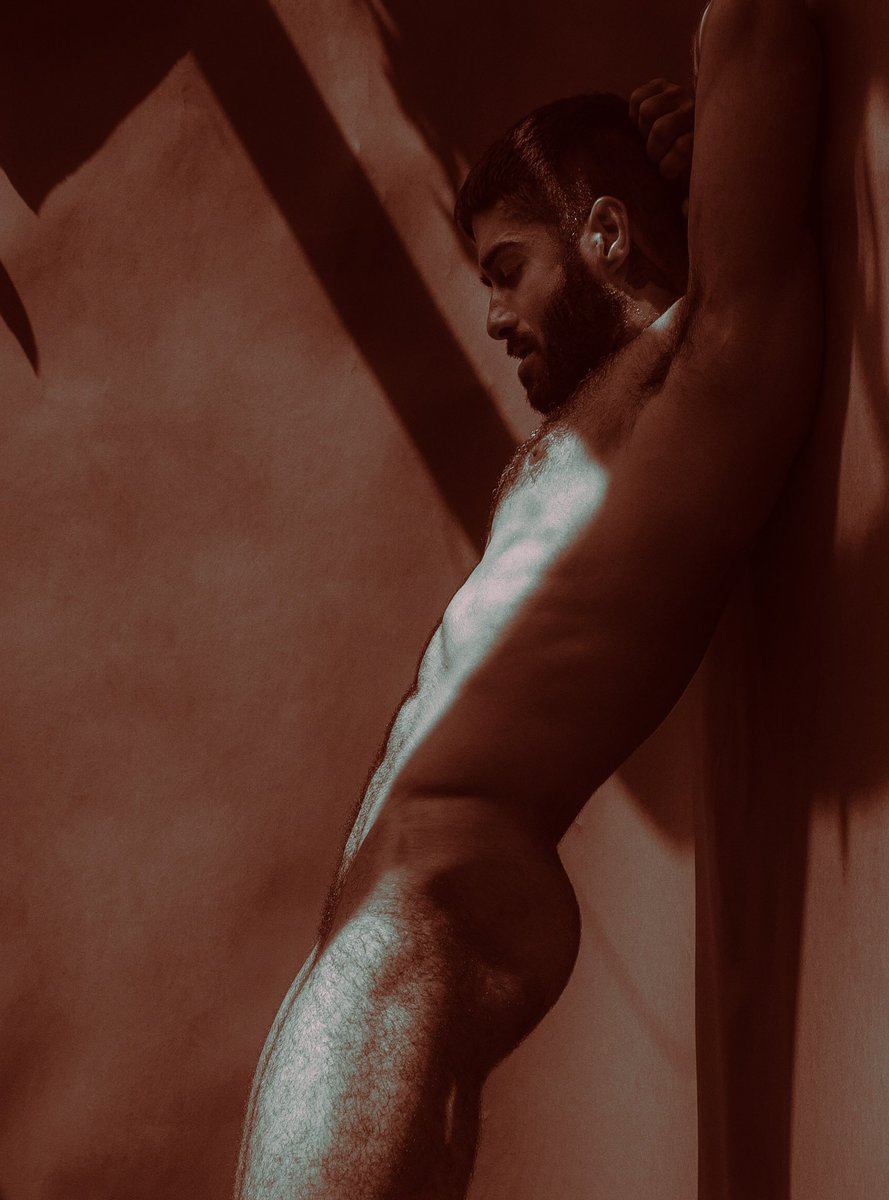 MaleFormStudio's tweet photo. DIEGO SANS https://t.co/uKZOcB9nH2