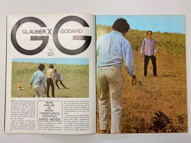 cinemafrances's tweet photo. Essa foi uma amizade muito interessante. Godard homenageou o Glauber Rocha inúmeras vezes na sua fase documentarista. Principalmente em "Histoire(s) du Cinéma".

Abaixo um dos momentos mais incríveis que essa amizade rendeu:

Godard e Glauber Rocha jogando bola em Berlim. https://t.co/vnTXnc71NE