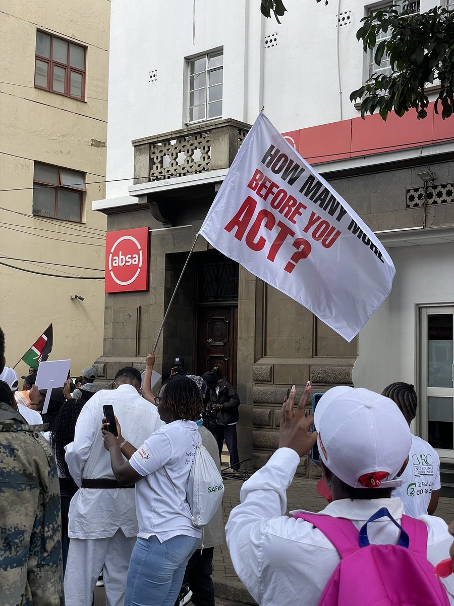 ChaoMarian's tweet photo. As we celebrate Madaraka Day, I can't help but ask: what does freedom mean when women, girls, and children are disappearing, being kidnapped, and dying in mysterious ways? A nation is only as free as its most vulnerable citizens are safe.#Wearenotsafe
#EndFemicideKe https://t.co/ad0P7bePO4