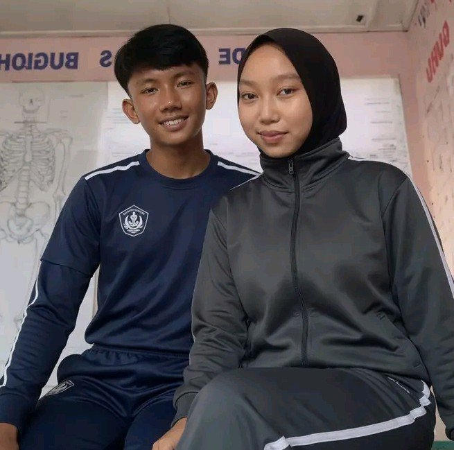 anfswers's tweet photo. ruang kelas

https://t.co/OdH6q5Hxyo https://t.co/BVWKgkYm33