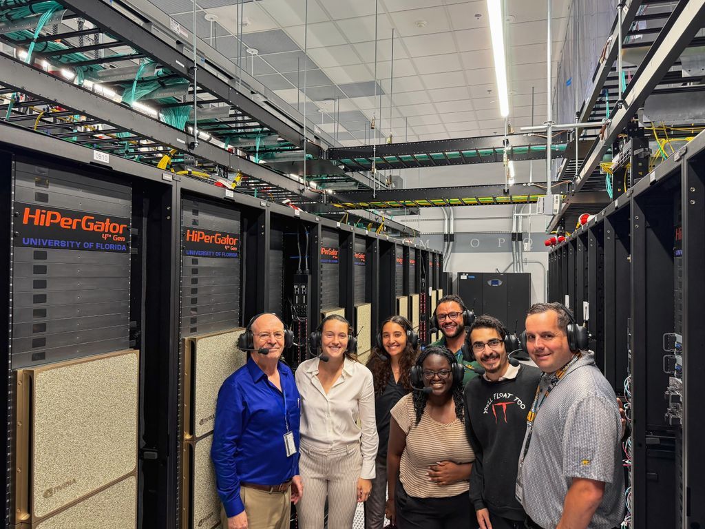 _FNNINC's tweet photo. The FNN™ team had the opportunity to tour @UF HiPerGator, one of the largest and most powerful supercomputers in the country, powered by @NVIDIA. 

FNN™ proudly leverages the HiPerGator to push utility and wildfire mitigation technology, thus reducing lightning-induced damage. https://t.co/7Hn3PcT2JT