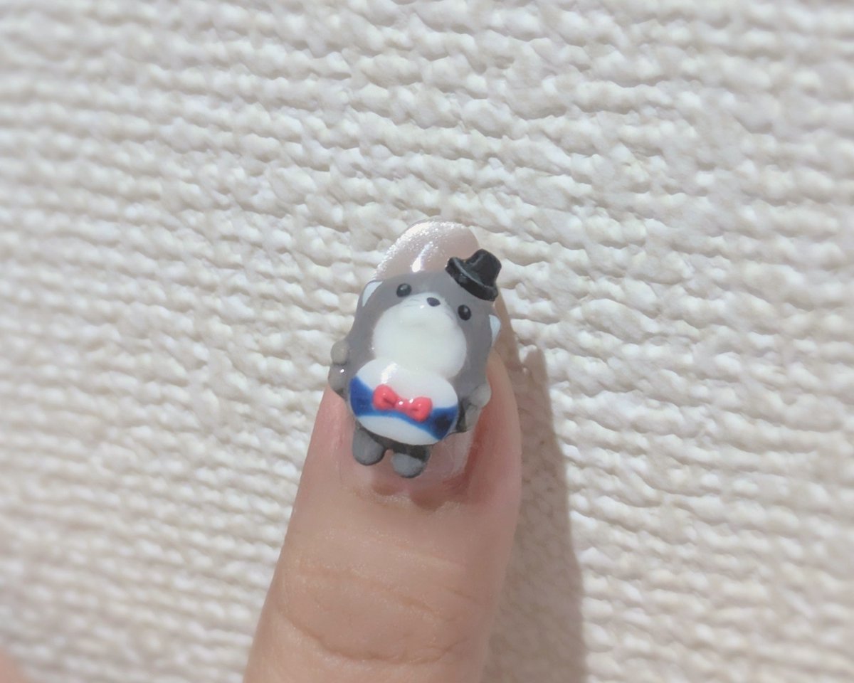 ppp_nail_t's tweet photo. セニョールウソウソパック作ってみましたー✨とっても可愛くてお気に入り✨ミラプリしてSS撮ってみましたが難しい🥺FCハウスのパン見つけて食べちゃ��うとしてるところ( ˘•ω•˘ ;)ﾑｽﾞｶｼｲ…
   #FF14 #FF14ネイル  #エオルゼアネイル部  #ウソウソ��ュック https://t.co/J12q6nDMz7