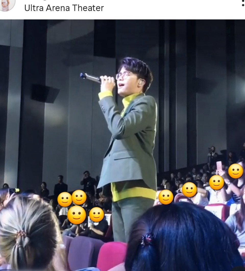bownaive's tweet photo. 24/11/2018
I​ am NONT​ TANONT​ concert💙 https://t.co/mb6AZ2LOst