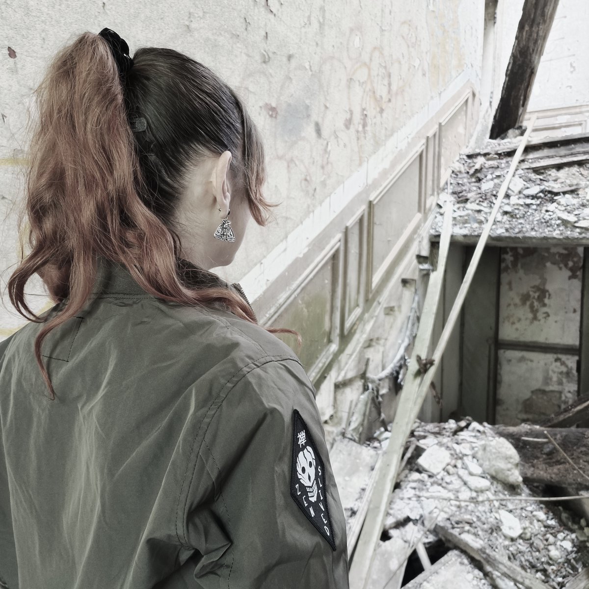 ZenDevils_'s tweet photo. After discovering and exploring this lost French castle, I knew I had to come back for a photoshoot with the new Zen Devils bomber jackets and sunglasses.
For better or for worse, beautiful abandoned places like this one can be rehabilitated or demolished at any moment. https://t.co/UZsjwj9IVh
