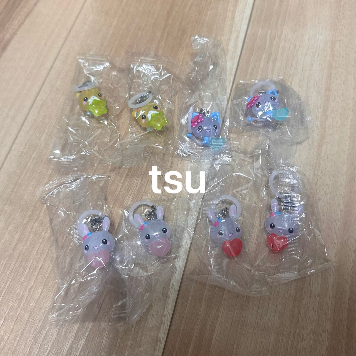 jm_wonh's tweet photo. 平成ファンシーキャラクターズ めじるし
ガチャガチャ 交換

譲） らびちゃんD.みゅーちゃんB.らびちゃんA.B

激求） なっとうちゃん

郵送、または福岡市内手渡し
お気軽にお声かけお願い致します🙇🏻‍♀️ https://t.co/U5JZqQrwkd