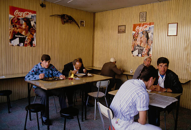 YugoslavVisuals's tweet photo. At a cafe in Yugoslavia, 1980s. https://t.co/SMbV4QkLvj