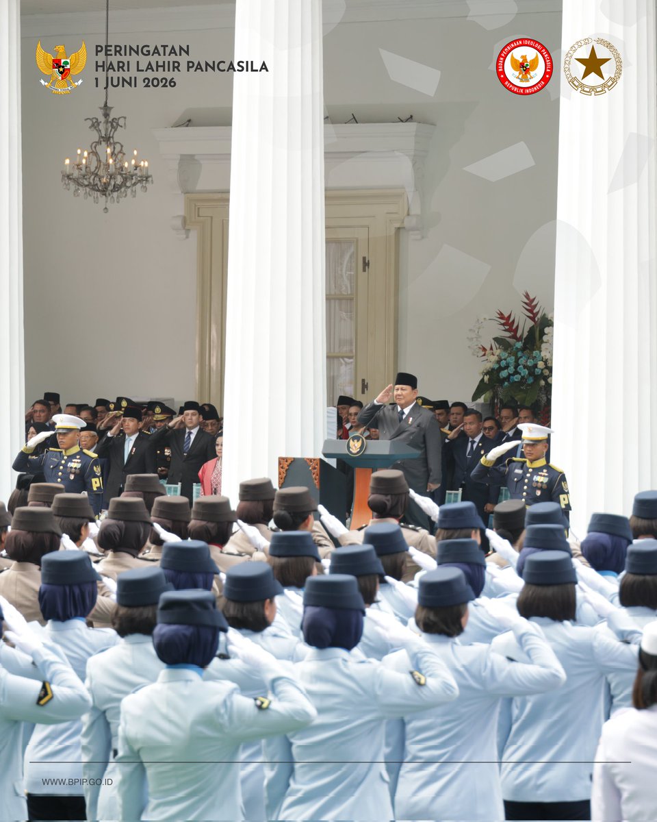 BPIPRI's tweet photo. Sejumlah momen yang mewarnai Peringatan Hari Lahir Pancasila Tahun 2026. 🇮🇩

Semangat persatuan dalam keberagaman terus menjadi kekuatan untuk melangkah bersama membangun Indonesia.

#HariLahirPancasila2026 #Pancasila #SalamPancasila #BPIP https://t.co/v55X9aJsH9