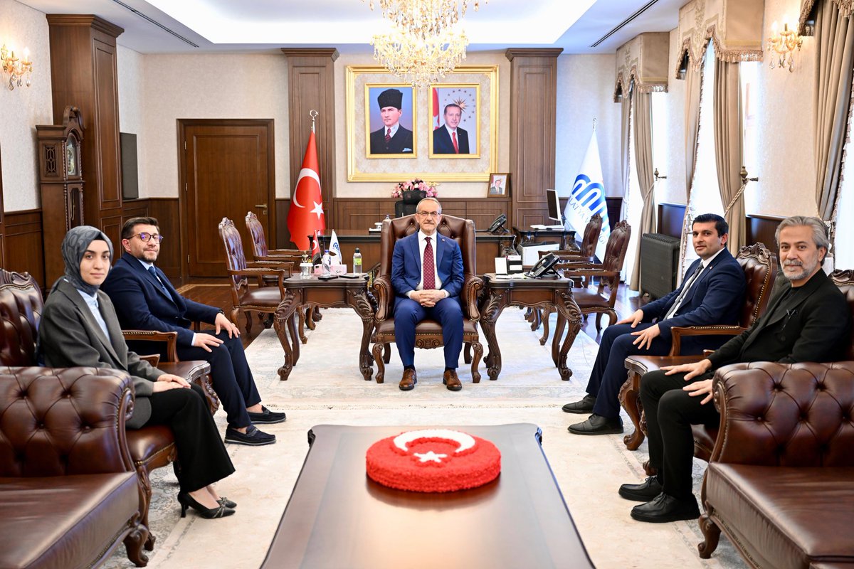 SeddarYavuz's tweet photo. Gençlik ve Eğitim Derneği Genel Bşk. Ahmet Bayduz ve Yönetimine Ziyaretleri İçin Teşekkür Ederim. https://t.co/NkgG23xSr2