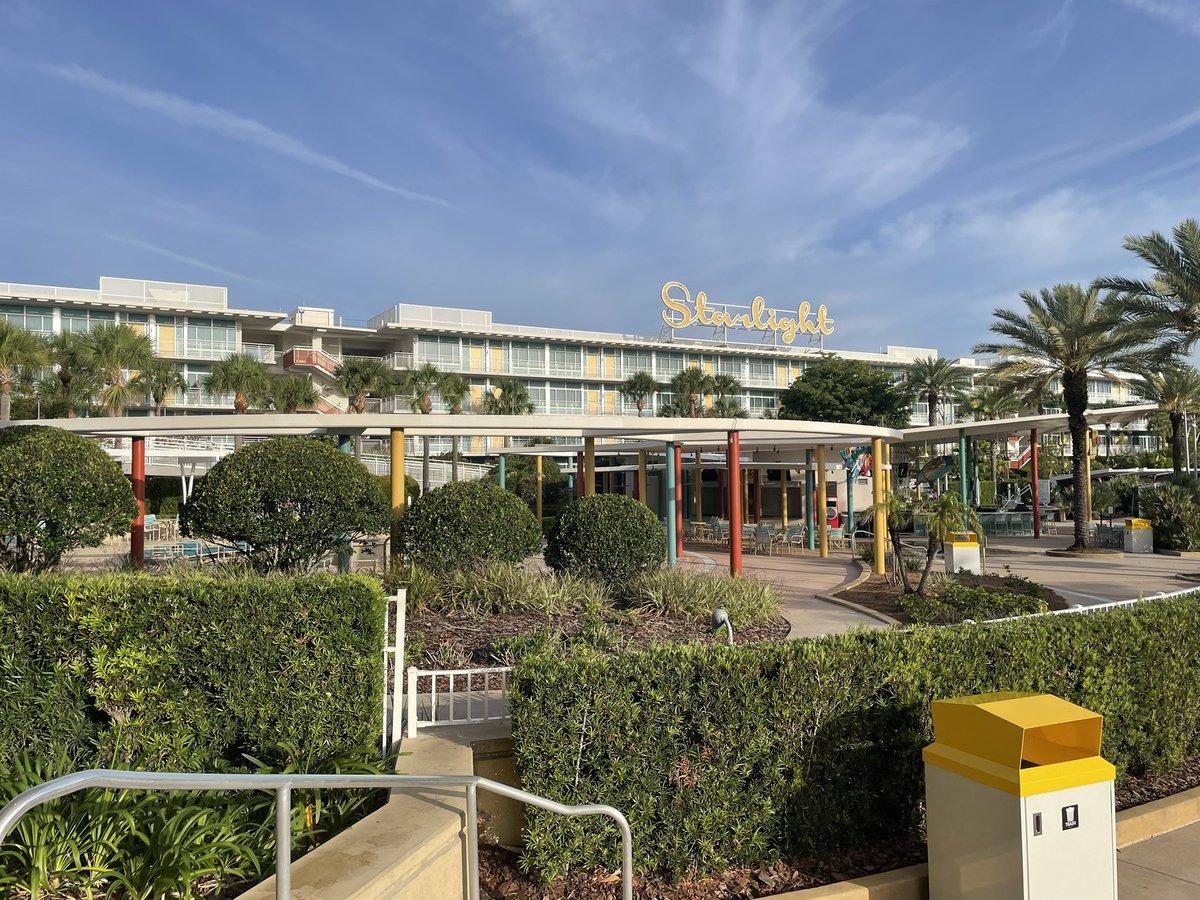 VacationKitty's tweet photo. Cabana Bay Beach Resort, Universal Orlando📍 https://t.co/BSchpT2n0a