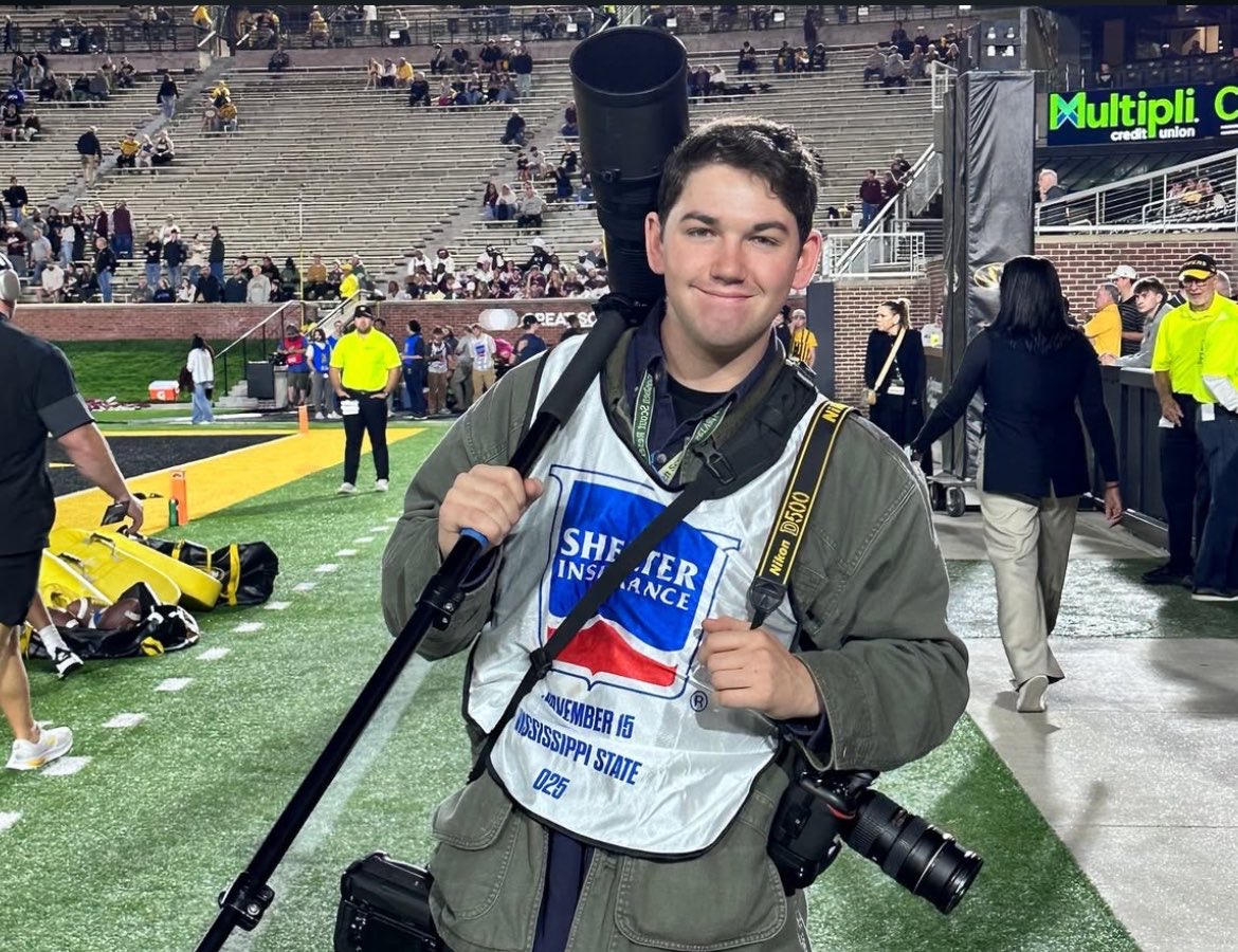 CalTobiasPhoto's tweet photo. BIG NEWS: Excited to announce that upon graduation from MU, I’ve been hired as the photographer for the Charlottesville @DailyProgress newspaper. Excited to keep telling Virginia’s stories! https://t.co/SfFEy9XoEN