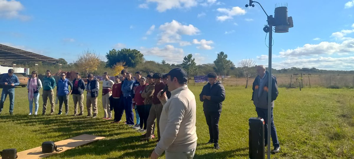 mp_ctes's tweet photo. Una herramienta clave para la formación de futuros técnicos rurales.
#Corrientes #Drones #SiempreCerca https://t.co/Bc4ZAZHO9L