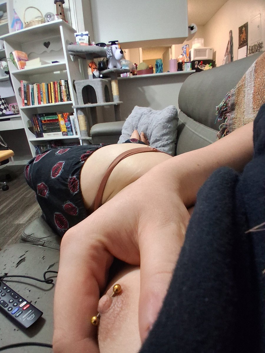 tsJuneBugg's tweet photo. ♡I know I'm hot but tell me anyway!😉
♡Show your appreciation by retweet, tips, and gifts from my throne link in bio!!! Leave a comment id love to hear what you think! 
                  《Tags》
#tsgirl #trans #nsfw #ass #tease #piercednipples #transslut #fanslycreator #throne https://t.co/Gl1NZzrjOl