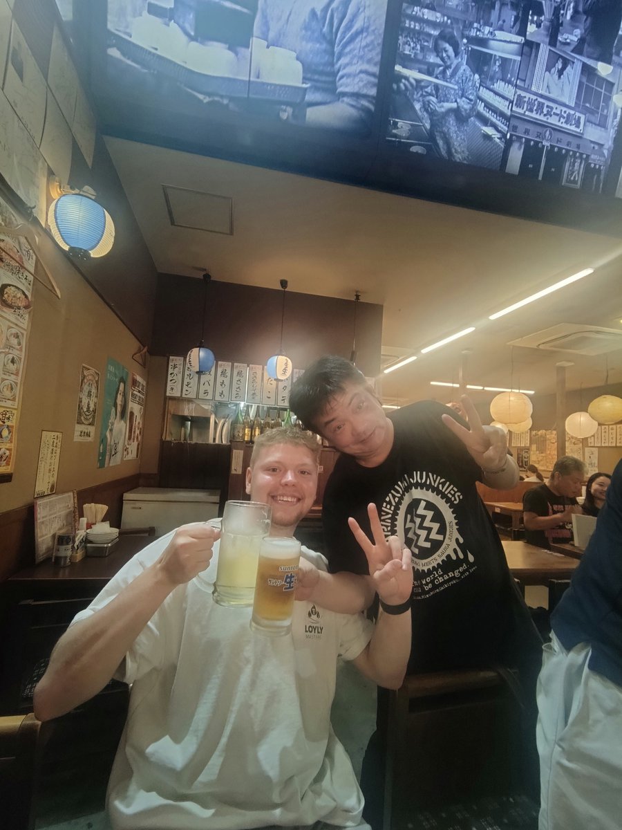 ohuronojk's tweet photo. DAVIDさーんっ✨️
今日の宇宙サウナ最高でした‼️
お疲れ様でした🍺
贅沢な時間を有難うごさいました👍️

#宇宙サウナ
#皆様お疲れ様でした有難うごさいました
#DAVIDさんめちゃ優しい https://t.co/pmbWam9KyR