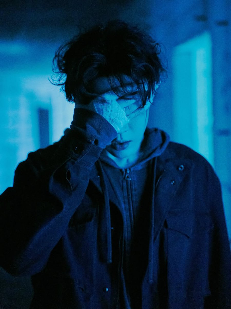 honjorofl's tweet photo. Beautiful still shots from New Moon
#TABBER #태버 https://t.co/lGjqkDbUgv