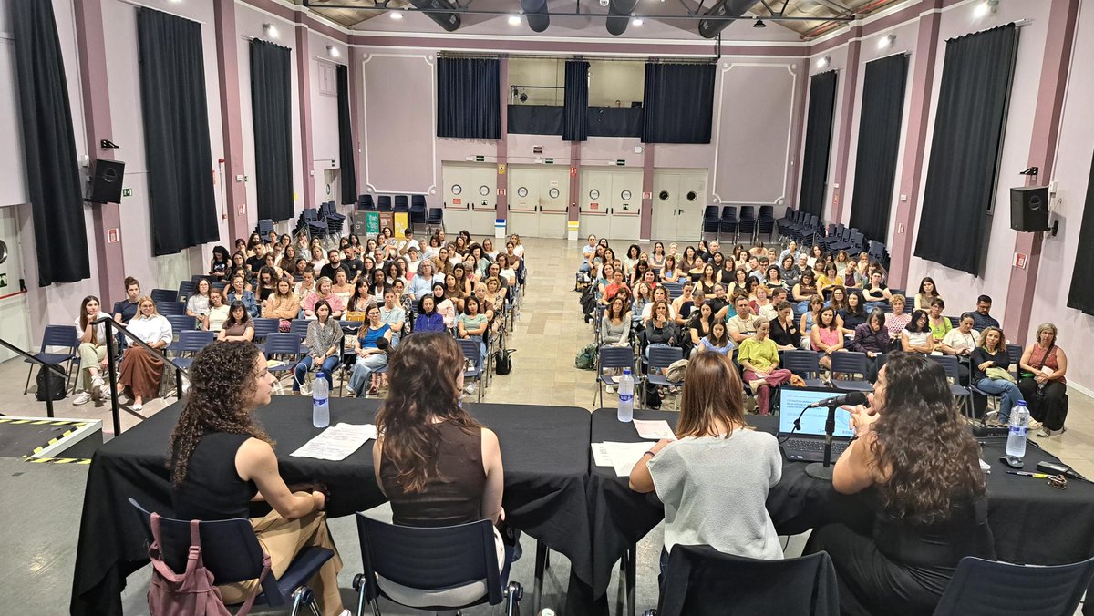 SaveChildrenEs's tweet photo. Hoy ha concluido en #Barcelona nuestra formación “Victimización sexual infantil y modelo Barnahus”, con la participación de 230 profesionales de Catalunya. La formación práctica es clave para garantizar una atención integral a la infancia. Gracias por el compromiso, @dsocialscat! https://t.co/FS0zqggzVH
