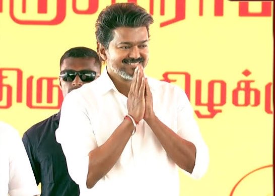kirankspeaks's tweet photo. It took just 1-2 years for Tamil Nadu to realise what a clown Modi was.

If my guess is right, it's going to take less than a year for Tamil Nadu to realise what an even bigger clown this Vijay is https://t.co/cNS6wuG7mm