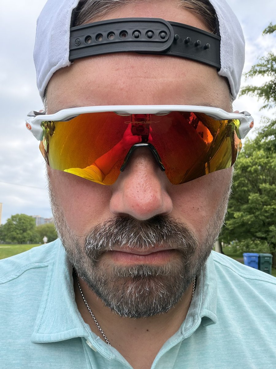 BarstoolBigCat's tweet photo. Let’s have a Monday, boys https://t.co/dc8MTwsPJD