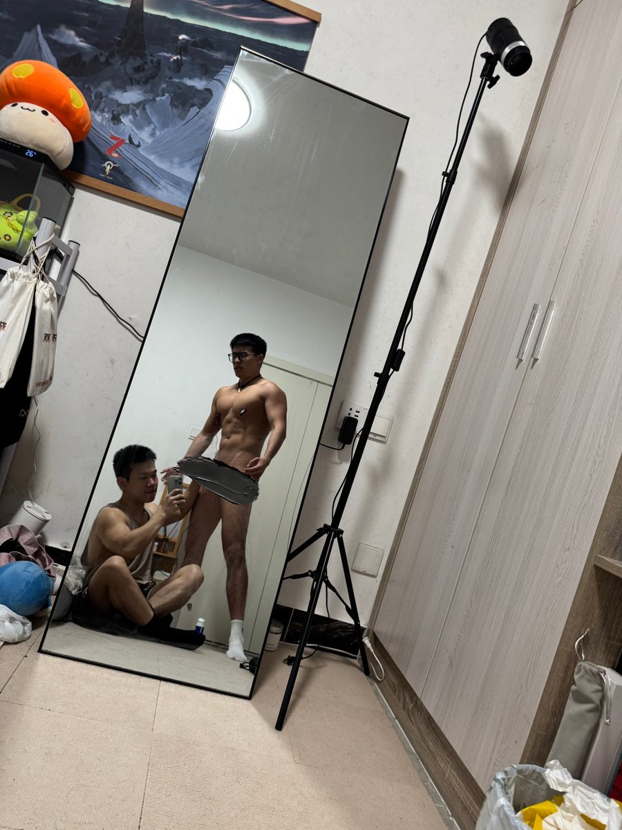 Mcsswest's tweet photo. 给老朱玩爽了🥰🥰 https://t.co/LA0LQawAhq