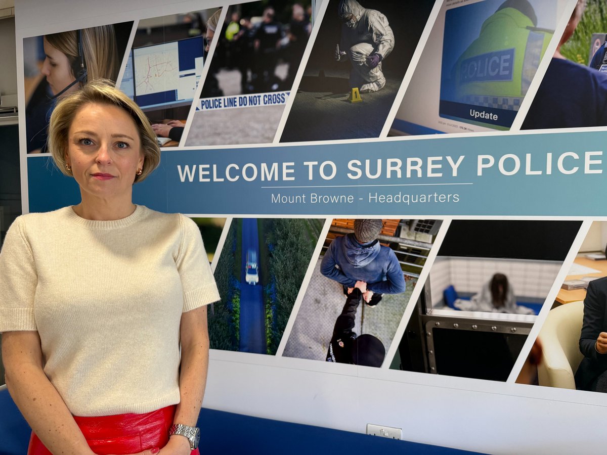 SurreyPCC's tweet photo. 📩 The Commissioner's newsletter dropped into inboxes today.
Stories featured:
👮 An operation to combat rogue traders
💣 Public safety around unexploded ordnances
🐕‍🦺 A special donation to the dog school 
🗣️ 'Policing your Community' launches

Read here: https://t.co/fczP8k5pVI https://t.co/rb9FIz453W