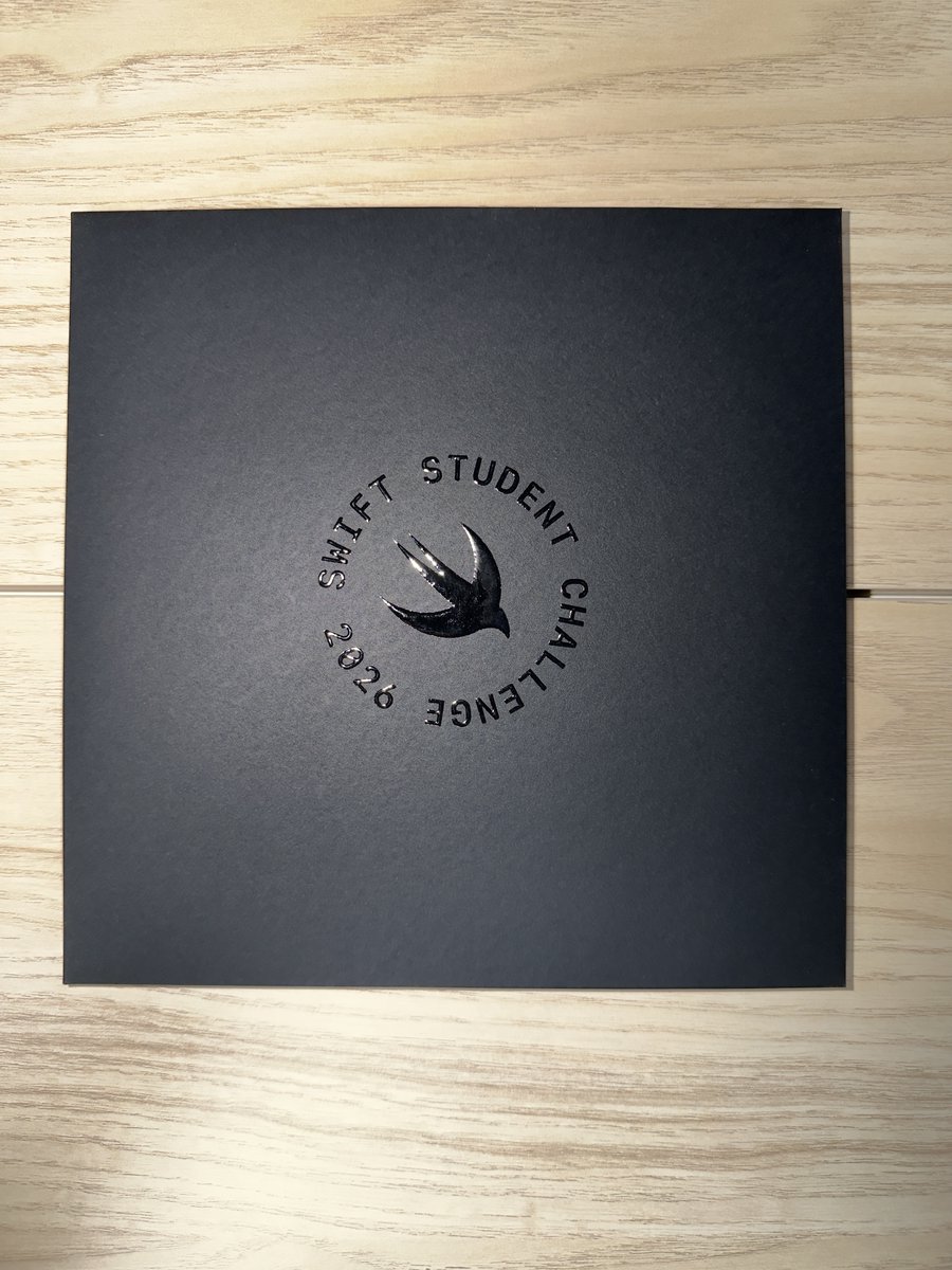 JiaxuLiDev's tweet photo. My 💻 Swift Student Challenge Winner certificate is here. It's really 😆 beautiful.

#SwiftStudentChallenge #Apple #Swift #Xcode #iOS