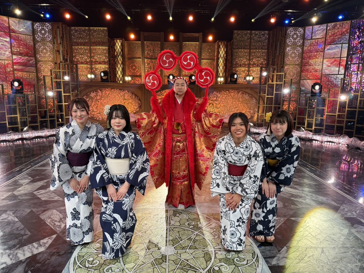 rgizubuchi's tweet photo. 盆踊りでとうとう歌番組出演🏮
本日6/1（月）26:50〜テレビ東京
プレミアMelodiX 
あいわずぼーんとぅ盆踊り🏮スタジオ初披露🏮
盆踊りダンサーズのみなさんと🏮 https://t.co/aRt3hHM1mD