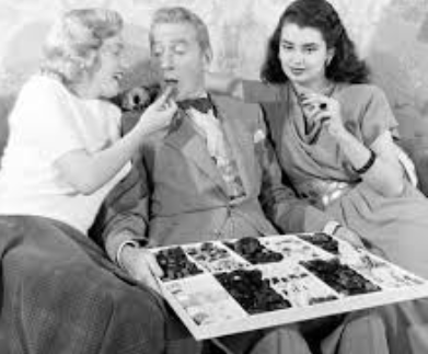 SoScarlett1's tweet photo. Marilyn Monroe  on the set of Sitting Pretty feeding chocs to Clifton Webb. #TCM #Hollywood #TCMparty #MarilynMonroe https://t.co/7atgVLTE1p