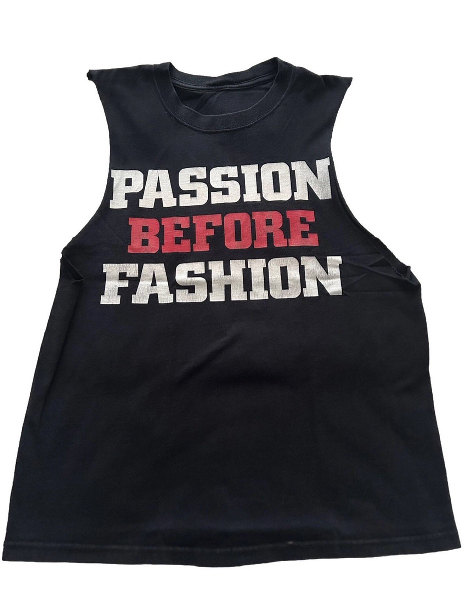 xaviervenom's tweet photo. My last stage shirt, you should buy it 😉 https://t.co/OH96jf10M0 https://t.co/WTsWqGsDsj