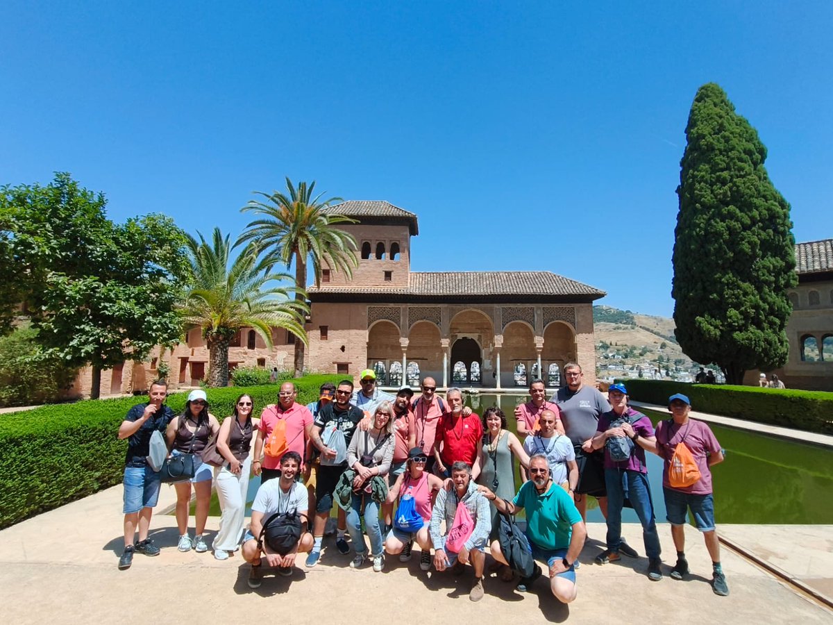 aNOESSO's tweet photo. 😊En la comunidad terapéutica "La Quinta" hemos llevado a cabo una jornada de excursión cultural a @alhambracultura 

❤️Gracias a @aytogr y @Aytofondon por hacerlo posible!! https://t.co/FlHHYmRyu3